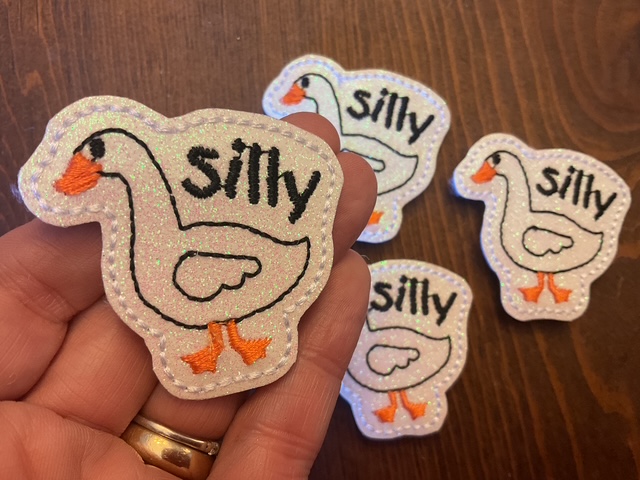 Silly Goose Bopper Topper